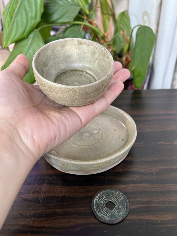 古玩陶瓷魏晉南北朝越窯青瓷杯和托拍賣，當(dāng)前價格6800元