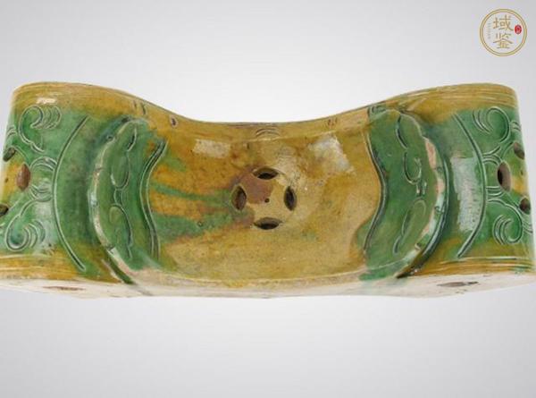 古玩陶瓷明三彩瓷枕真品鑒賞圖