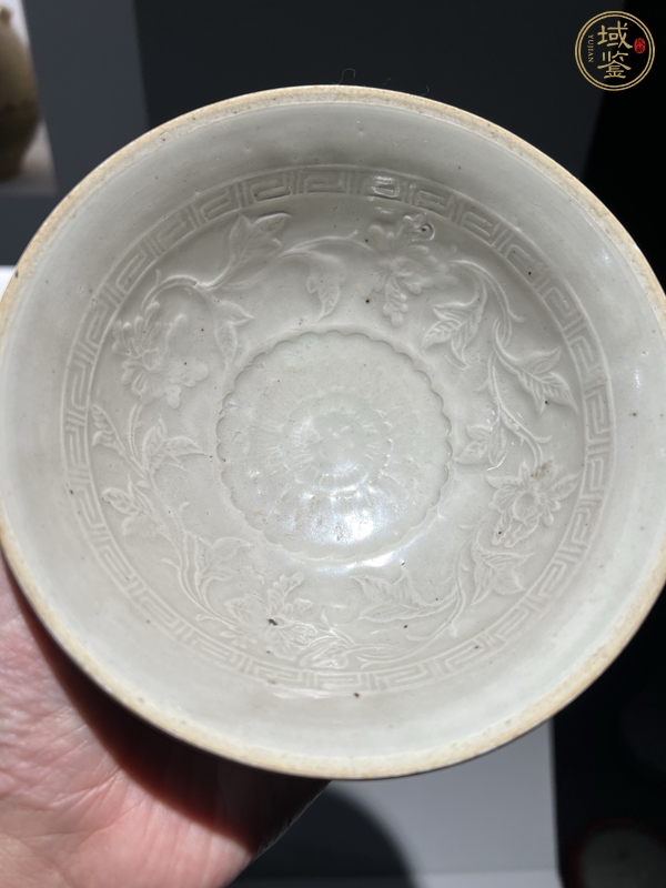 古玩陶瓷青白釉花卉紋碗真品鑒賞圖