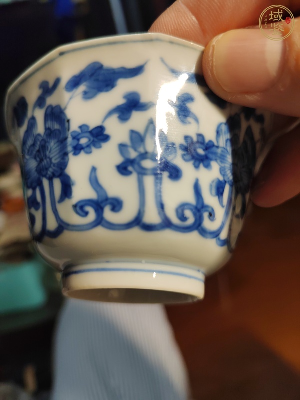 古玩陶瓷清康熙 青花花卉紋杯真品鑒賞圖
