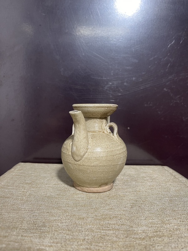 古玩陶瓷宋黃褐釉執(zhí)壺拍賣，當(dāng)前價(jià)格4600元