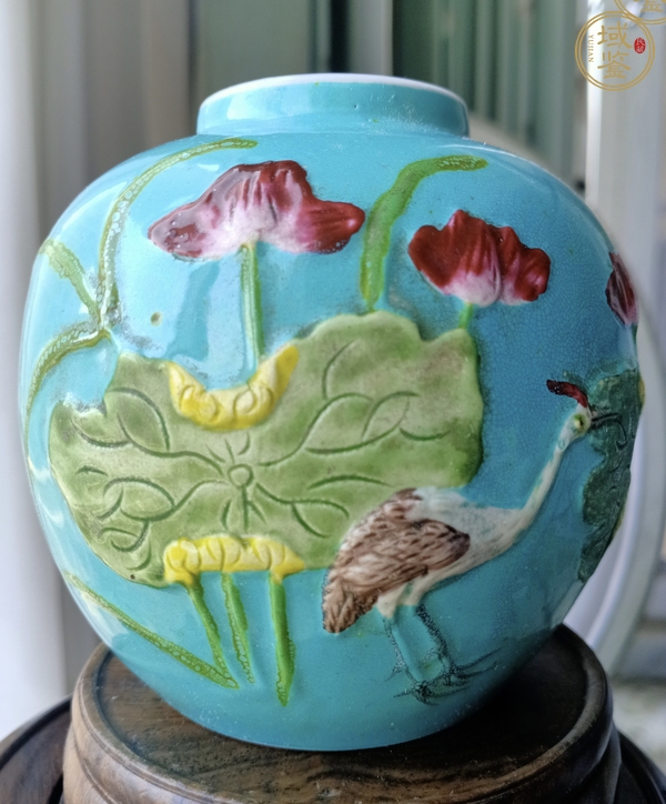 古玩陶瓷粉彩堆花花鳥罐真品鑒賞圖