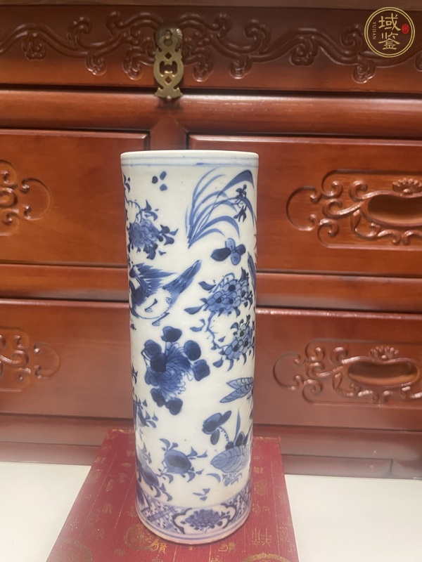 古玩陶瓷青花筒瓶真品鑒賞圖