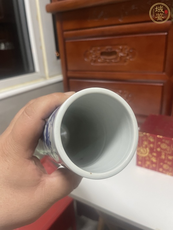 古玩陶瓷青花筒瓶真品鑒賞圖
