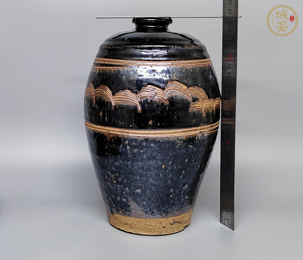 古玩陶瓷黑釉梅瓶真品鑒賞圖