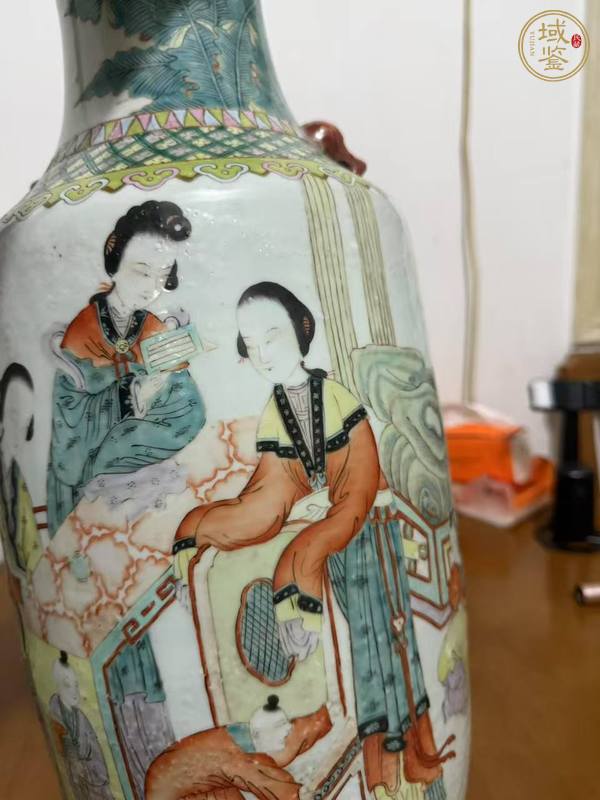古玩陶瓷清光緒 粉彩人物紋雙獸耳瓶真品鑒賞圖