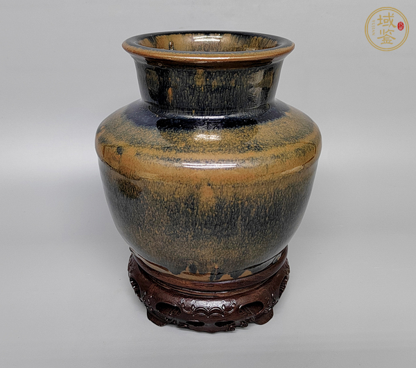 古玩陶瓷窯變黑釉高領(lǐng)罐真品鑒賞圖