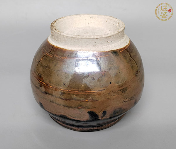 古玩陶瓷窯變黑釉罐真品鑒賞圖