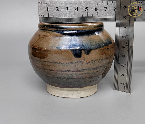 古玩陶瓷窯變黑釉罐真品鑒賞圖