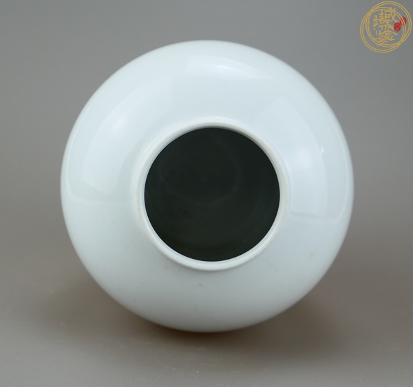 古玩陶瓷白釉茶葉罐真品鑒賞圖