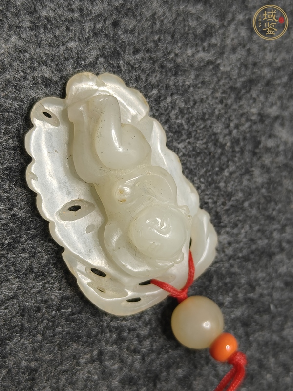 古玩玉器和田玉雕“童子”掛件真品鑒賞圖