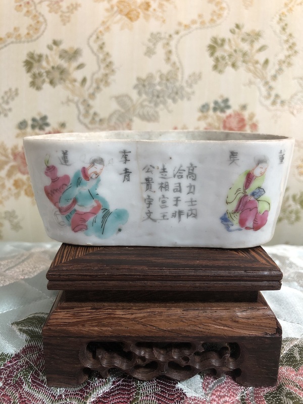 古玩陶瓷同治.粉彩無雙譜人物蓋缸拍賣，當(dāng)前價格882元
