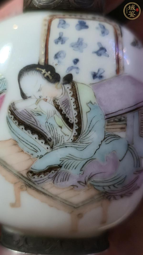 古玩陶瓷清光緒粉彩侍女人物鼻煙壺真品鑒賞圖