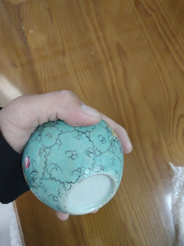 古玩陶瓷松石綠粉彩花卉紋罐拍賣(mài)，當(dāng)前價(jià)格3000元