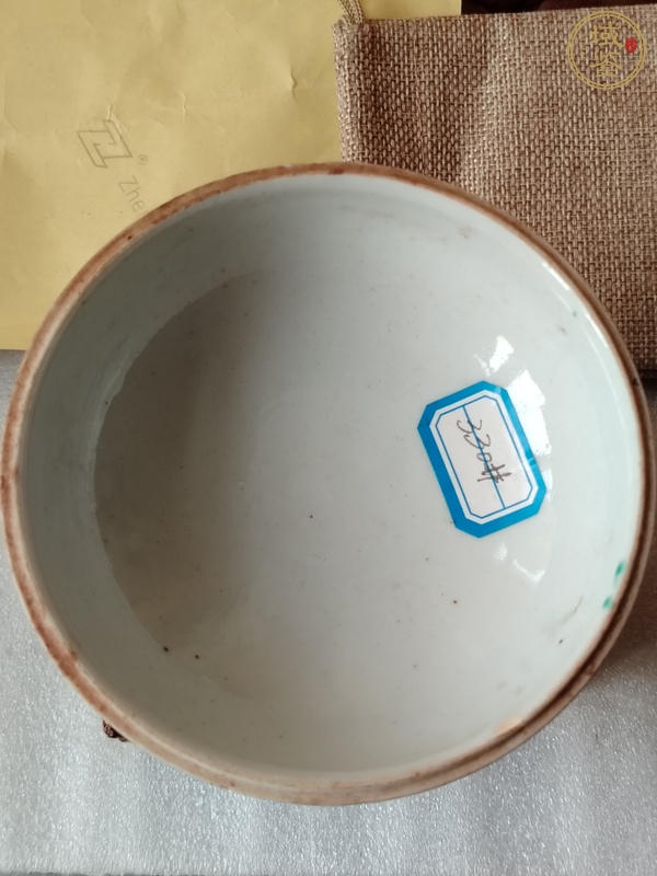 古玩陶瓷紅綠彩壽字蓋真品鑒賞圖