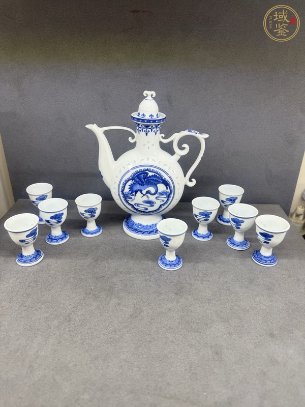 古玩陶瓷青花團鳳玲瓏瓷壺一套真品鑒賞圖