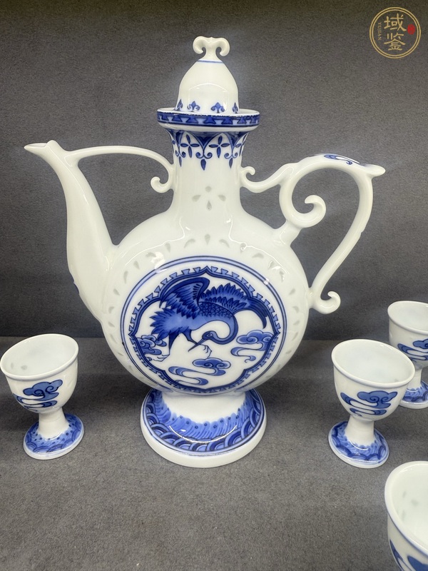 古玩陶瓷青花團鳳玲瓏瓷壺一套真品鑒賞圖