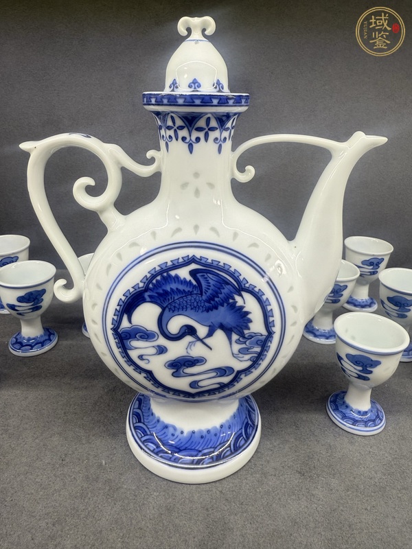 古玩陶瓷青花團鳳玲瓏瓷壺一套真品鑒賞圖
