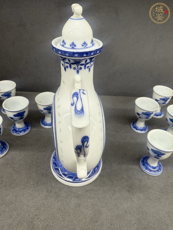 古玩陶瓷青花團鳳玲瓏瓷壺一套真品鑒賞圖