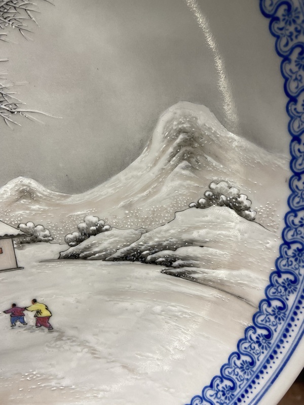 古玩陶瓷民國解放初余文襄風(fēng)格粉彩雪景山水人物盤拍賣，當(dāng)前價格100000元
