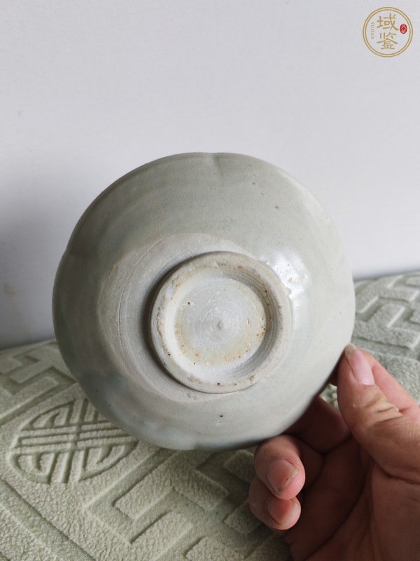 古玩陶瓷青白釉花口盤真品鑒賞圖