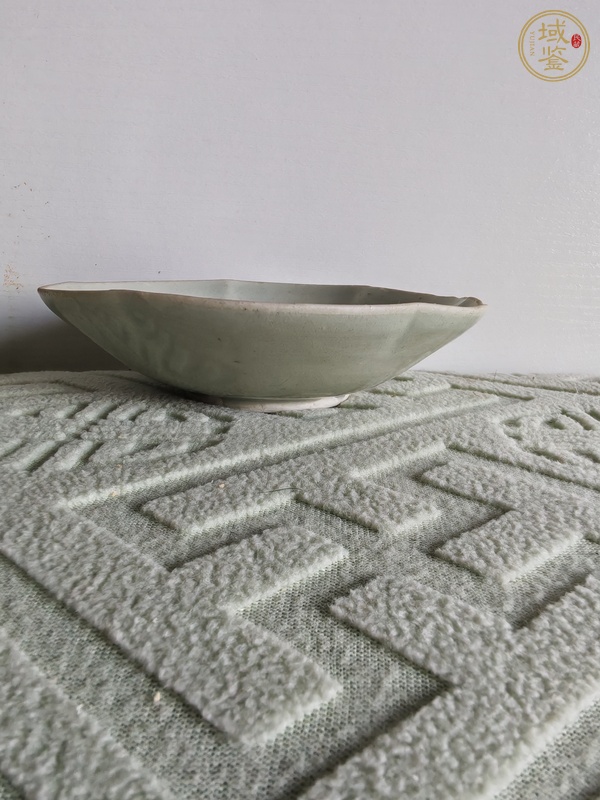 古玩陶瓷青白釉花口盤真品鑒賞圖