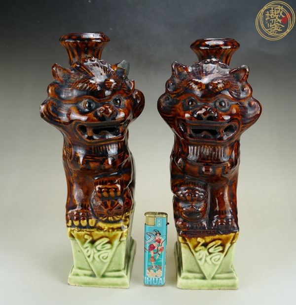 古玩陶瓷醬釉獅子燭臺真品鑒賞圖
