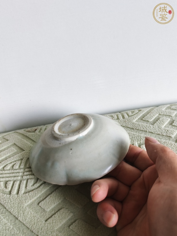 古玩陶瓷青白釉花口盤真品鑒賞圖
