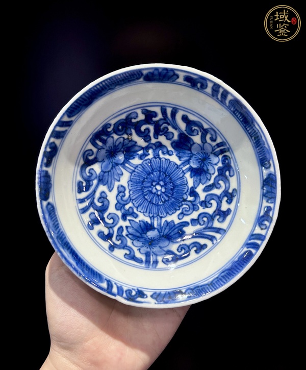 古玩陶瓷康熙青花花卉盤(pán)真品鑒賞圖