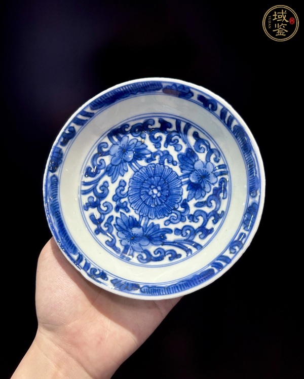 古玩陶瓷康熙青花花卉盤(pán)真品鑒賞圖