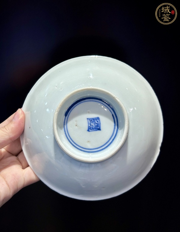 古玩陶瓷康熙青花花卉盤(pán)真品鑒賞圖