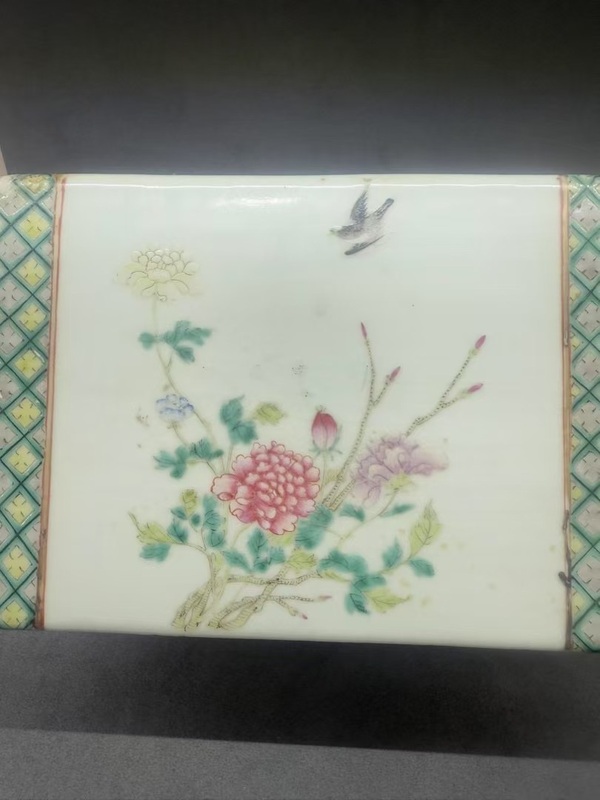 古玩陶瓷晚清花鳥紋粉彩書擋拍賣，當前價格6800元