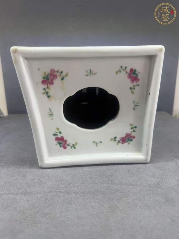 古玩陶瓷花鳥紋粉彩瓷枕真品鑒賞圖