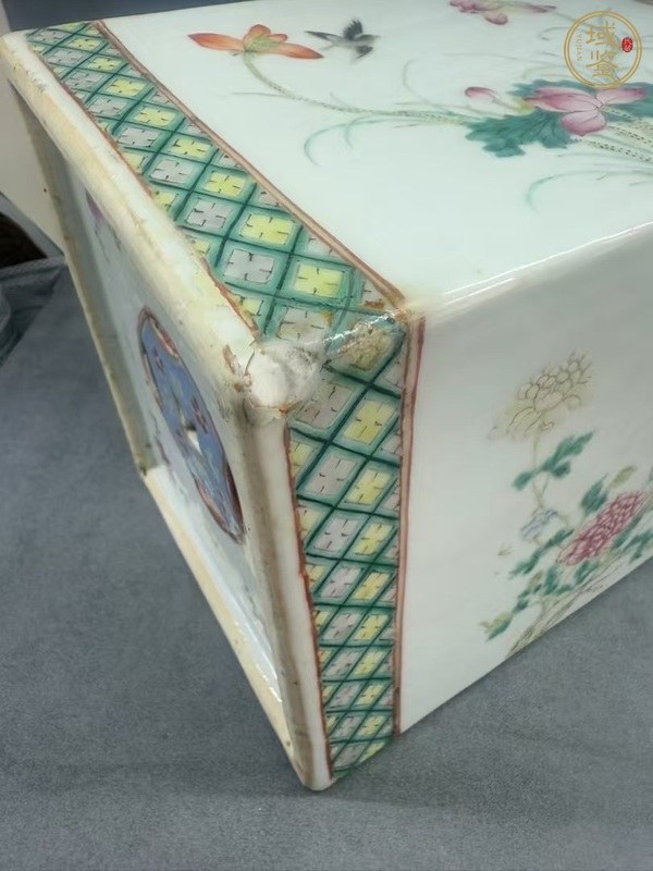 古玩陶瓷花鳥紋粉彩瓷枕真品鑒賞圖