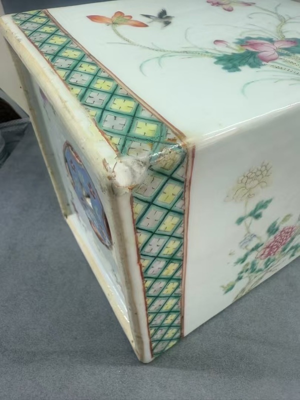 古玩陶瓷晚清花鳥紋粉彩書擋拍賣，當前價格6800元