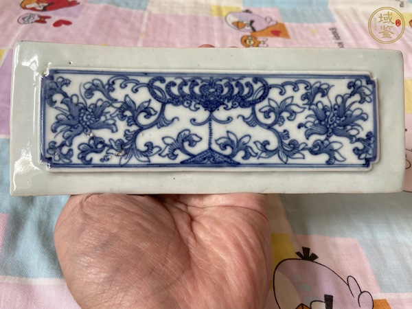 古玩陶瓷花卉紋青花瓷板畫真品鑒賞圖