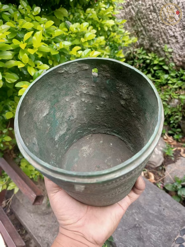 古玩銅器明代仿古風格儲貝器真品鑒賞圖