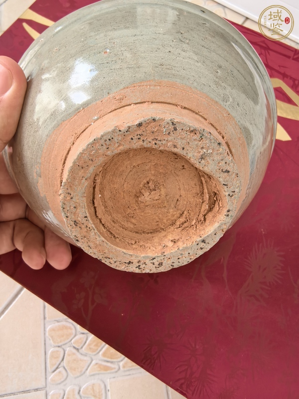 古玩陶瓷龍泉窯系青瓷碗真品鑒賞圖