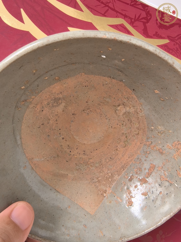 古玩陶瓷龍泉窯系青瓷碗真品鑒賞圖