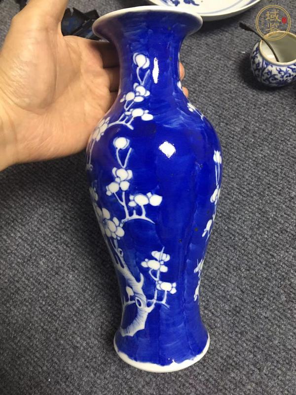 古玩陶瓷青花留白冰梅紋觀音瓶真品鑒賞圖