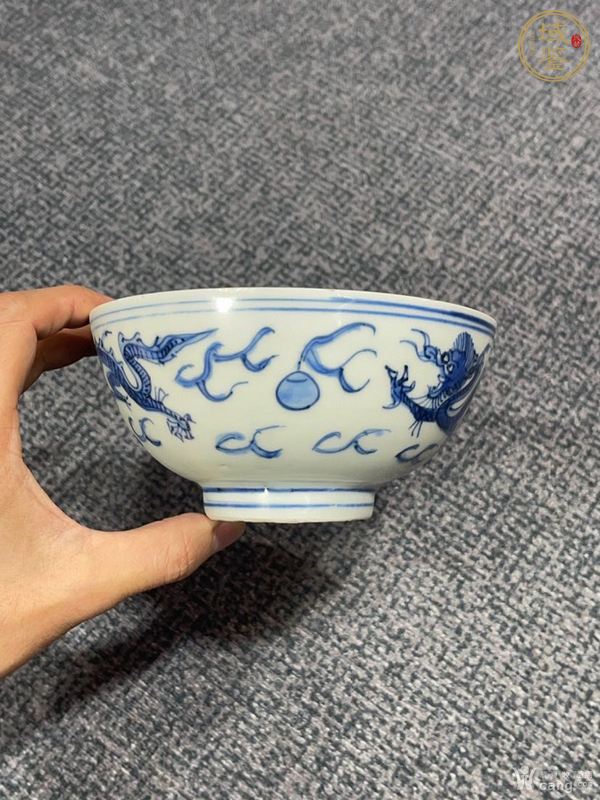 古玩陶瓷靑花龍紋碗真品鑒賞圖