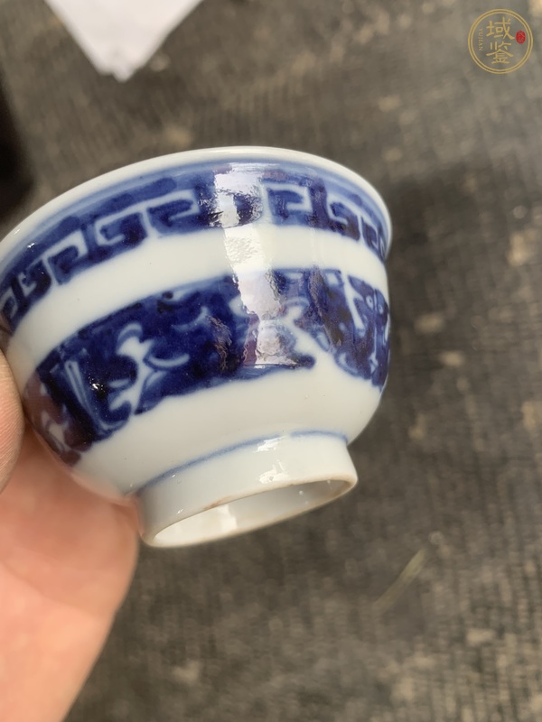古玩陶瓷青花夔龍紋杯真品鑒賞圖