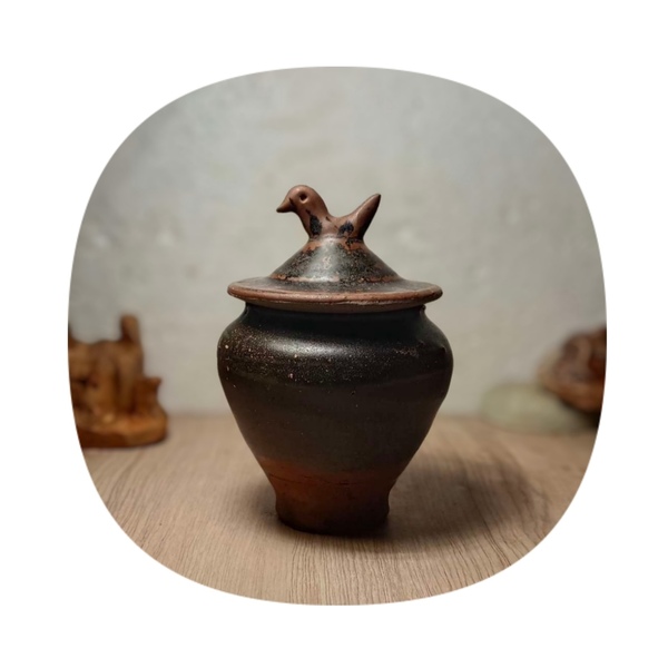 古玩轉賣南宋.贛州窯飛鳥罐 (館藏級)拍賣,當前價格238元