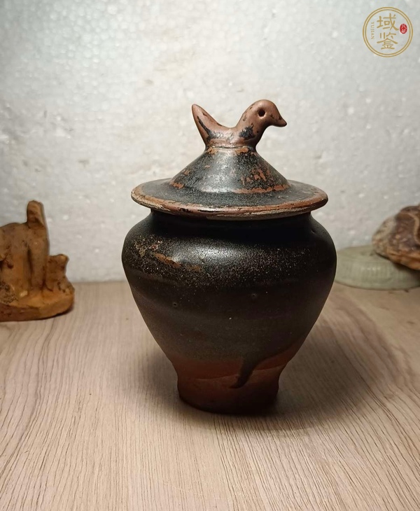 古玩陶瓷贛州窯飛鳥罐真品鑒賞圖