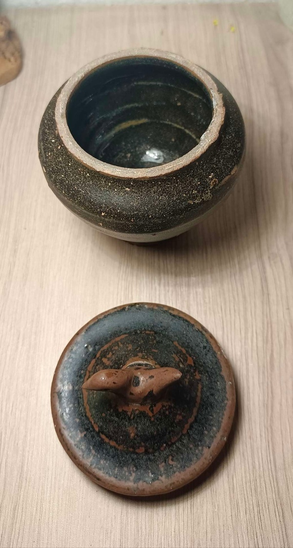 古玩陶瓷南宋.贛州窯飛鳥(niǎo)罐 (館藏級(jí))拍賣(mài)，當(dāng)前價(jià)格999元
