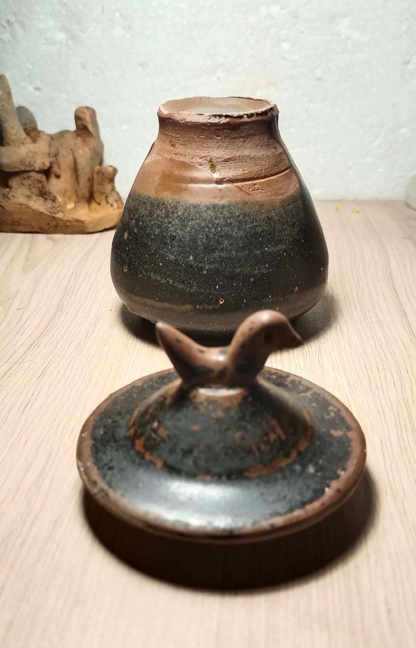 古玩陶瓷南宋.贛州窯飛鳥(niǎo)罐 (館藏級(jí))拍賣(mài)，當(dāng)前價(jià)格999元