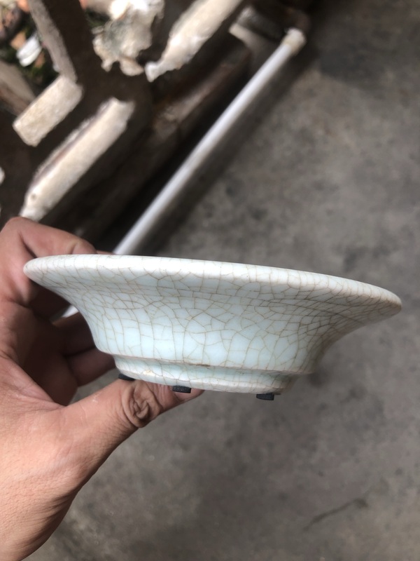 古玩陶瓷優(yōu)品明早期龍泉青瓷盤(pán)全品拍賣(mài)，當(dāng)前價(jià)格50000元