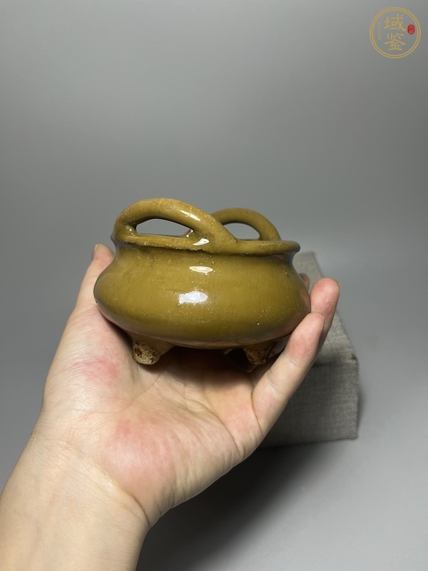 古玩陶瓷褐釉三足鳳眼香爐真品鑒賞圖