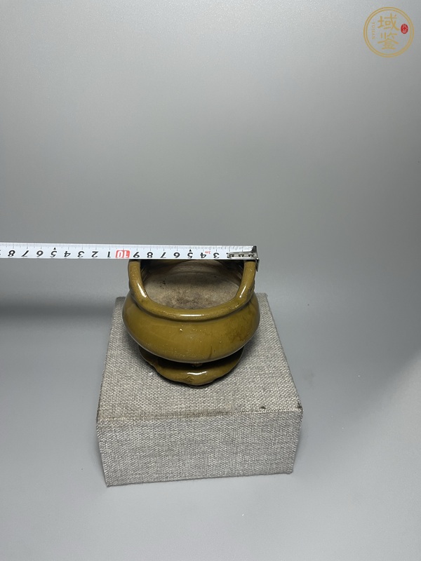 古玩陶瓷褐釉三足鳳眼香爐真品鑒賞圖