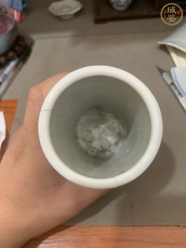 古玩陶瓷青花留白龍紋筆筒真品鑒賞圖